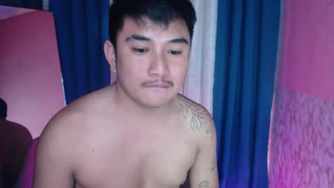 _superhotlatino_ online show from May 9, 5:36 pm