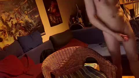 Snapshot of _svenerd87___ chatting on October 12, 10:26 pm Sven online show from October 12, 10:26 pm