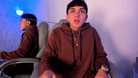 _taylorblack online show from January 9, 11:48 am