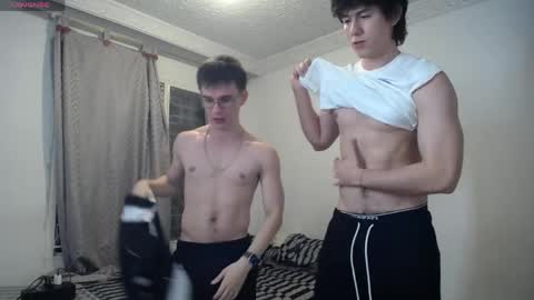 Scot y Patrick online show from April 21, 1:42 am