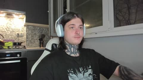 _torfin_ online show from December 19, 12:34 am