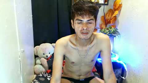 Snapshot of _urbabypam chatting on February 6, 1:49 am  Urjerick online show from February 6, 1:49 am