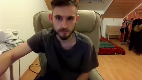 Snapshot of _v_l_a_d_ chatting on February 3, 6:39 pm Vlad online show from February 3, 6:39 pm