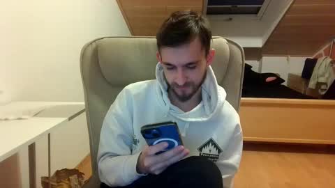 Snapshot of _v_l_a_d_ chatting on March 8, 11:18 pm Vlad online show from March 8, 11:18 pm