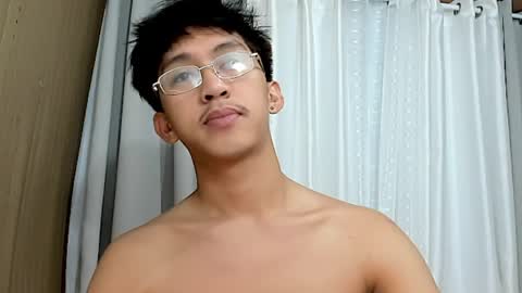 Andrei online show from April 7, 7:25 pm