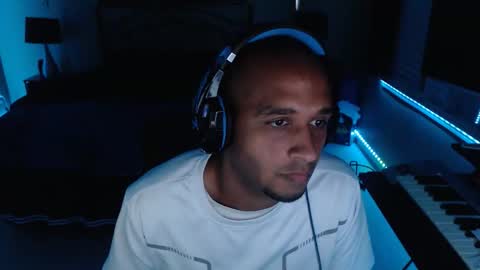 a4orce online show from October 28, 2:47 am