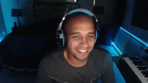 a4orce online show from December 1, 12:02 am