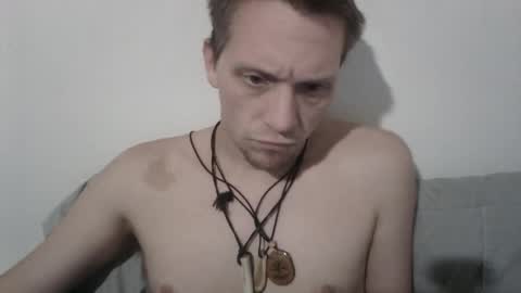 A Bored Dragon online show from December 19, 8:44 am