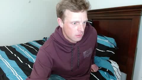a_spyder online show from April 30, 2:29 am