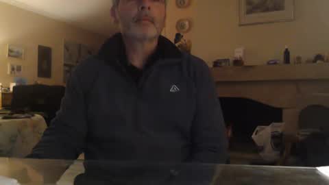 Snapshot of aalex1717 chatting on January 22, 7:03 am Aalex1717 online show from January 22, 7:03 am