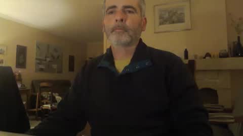 Snapshot of aalex1717 chatting on January 5, 2:06 am Aalex1717 online show from January 5, 2:06 am