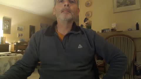 Snapshot of aalex1717 chatting on January 11, 10:07 pm Aalex1717 online show from January 11, 10:07 pm