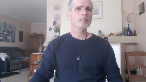 Snapshot of aalex1717 chatting on March 11, 11:23 am Aalex1717 online show from March 11, 11:23 am