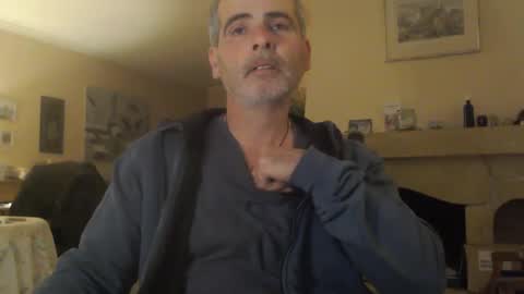 Snapshot of aalex1717 chatting on December 23, 5:00 pm Aalex1717 online show from December 23, 5:00 pm