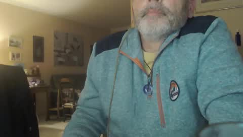 Snapshot of aalex1717 chatting on January 3, 8:43 pm Aalex1717 online show from January 3, 8:43 pm