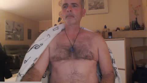 Snapshot of aalex1717 chatting on March 10, 10:34 pm Aalex1717 online show from March 10, 10:34 pm