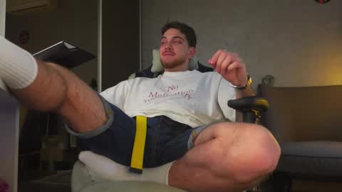 Snapshot of aalexxxxxx chatting on October 13, 7:58 am Alex online show from October 13, 7:58 am