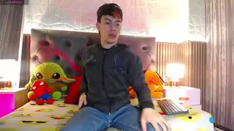 Aaron online show from February 18, 1:11 pm