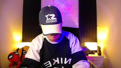 Aaron online show from January 4, 2:14 pm