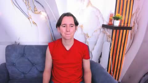 Aaron online show from December 1, 10:24 pm