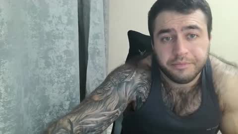 Snapshot of aaron_royal chatting on October 2, 4:44 pm Davin tayl online show from October 2, 4:44 pm