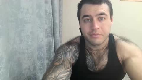 Snapshot of aaron_royal chatting on September 25, 3:49 am Davin tayl online show from September 25, 3:49 am