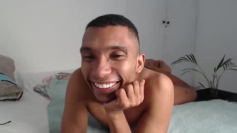 Snapshot of aaronblack1_ chatting on February 16, 2:11 am Heyy my name is Aaron online show from February 16, 2:11 am