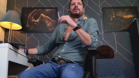 Snapshot of aaronbomer chatting on October 30, 6:04 am Aaron online show from October 30, 6:04 am