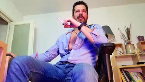 Aaron online show from June 11, 9:13 pm