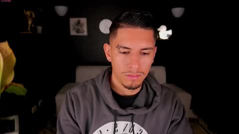 Snapshot of aaronfox_ chatting on September 15, 12:28 pm AARON online show from September 15, 12:28 pm