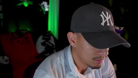 AARON  online show from October 17, 12:31 pm