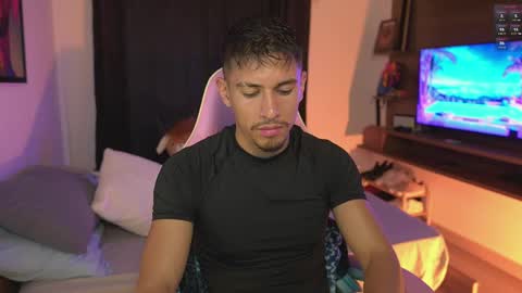 AARON  online show from May 13, 1:24 am
