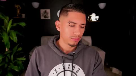 Snapshot of aaronfox_ chatting on September 19, 12:05 pm AARON online show from September 19, 12:05 pm