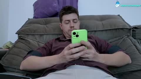 Snapshot of aaronlegend chatting on February 25, 7:58 pm Aaron online show from February 25, 7:58 pm