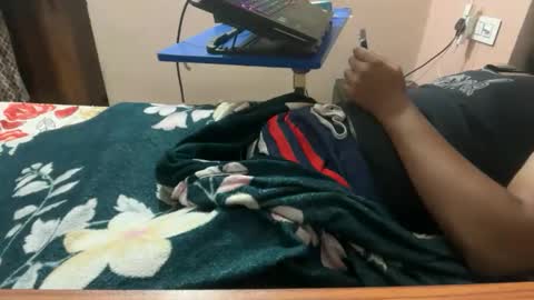 Snapshot of aaryan_sexoo chatting on September 17, 9:10 am aaryan_sexoo online show from September 17, 9:10 am