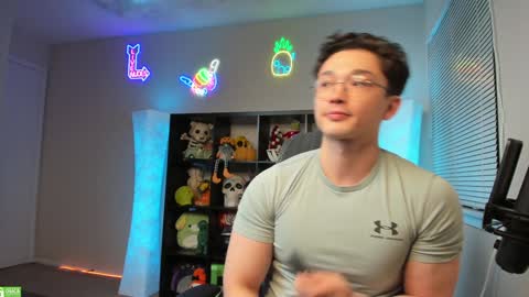 buddy online show from December 6, 5:20 am