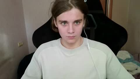 Snapshot of abbysal_blade chatting on September 26, 9:51 am abbysal_blade online show from September 26, 9:51 am