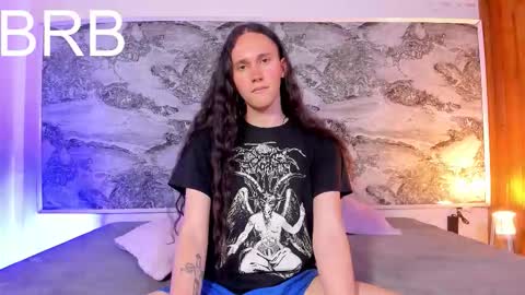 Snapshot of abyss_king chatting on October 29, 11:18 pm abyss_king online show from October 29, 11:18 pm