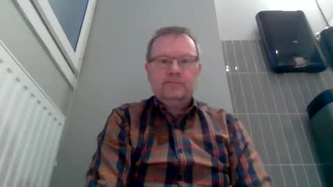 accel4 online show from February 10, 6:18 am