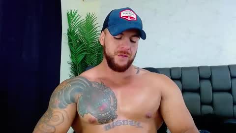 Snapshot of ace_owens chatting on December 27, 7:46 pm ace_owens online show from December 27, 7:46 pm