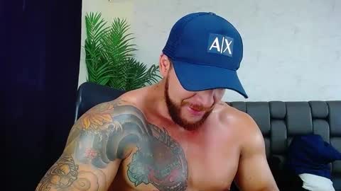 Snapshot of ace_owens chatting on December 3, 7:00 pm ace_owens online show from December 3, 7:00 pm