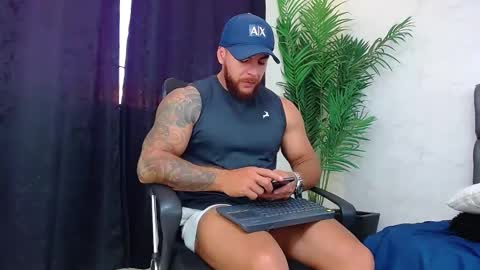 Snapshot of ace_owens chatting on January 24, 7:49 pm ace_owens online show from January 24, 7:49 pm