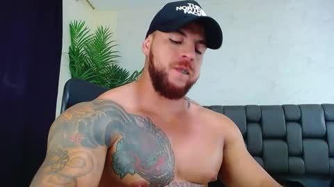 Snapshot of ace_owens chatting on December 26, 8:32 pm ace_owens online show from December 26, 8:32 pm