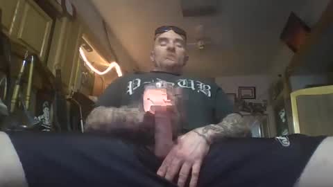 Snapshot of act_right_dub420 chatting on January 16, 4:50 pm act_right_dub420 online show from January 16, 4:50 pm