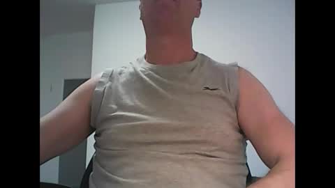 active147 online show from April 1, 10:18 pm