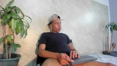Snapshot of ada_brooke chatting on December 21, 9:25 pm ada_brooke online show from December 21, 9:25 pm