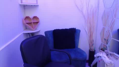 Snapshot of adam_blaze chatting on October 2, 6:56 pm Adam online show from October 2, 6:56 pm