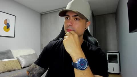 Snapshot of adam_clarke chatting on March 11, 4:54 am adam clarke online show from March 11, 4:54 am