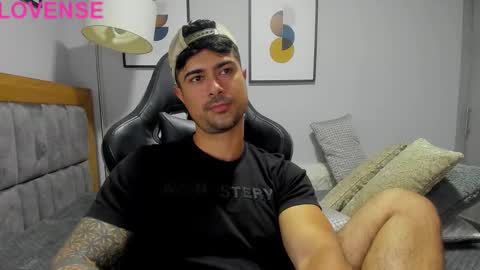 Snapshot of adam_clarke chatting on September 25, 6:56 am adam clarke online show from September 25, 6:56 am