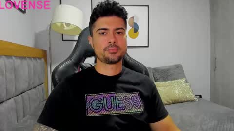 Snapshot of adam_clarke chatting on October 2, 5:00 am adam clarke online show from October 2, 5:00 am